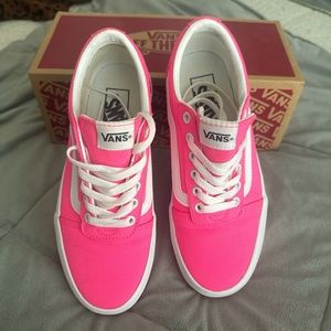 Ladies pink vans
